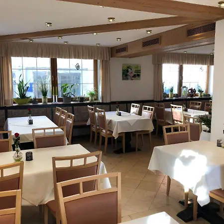 U. Restaurant Goldener Greifen *