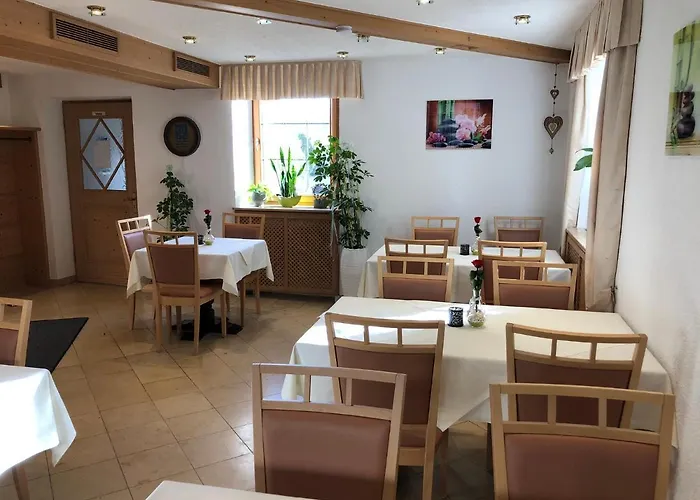 U. Restaurant Goldener Greifen *